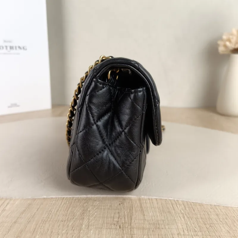 Chanel Crossbody Bag Classic Flap Large Mini CF Mini Black with Gold-Tone Hardware Lambskin mini20 × 6 × 12 cm — detail view 4 of 14