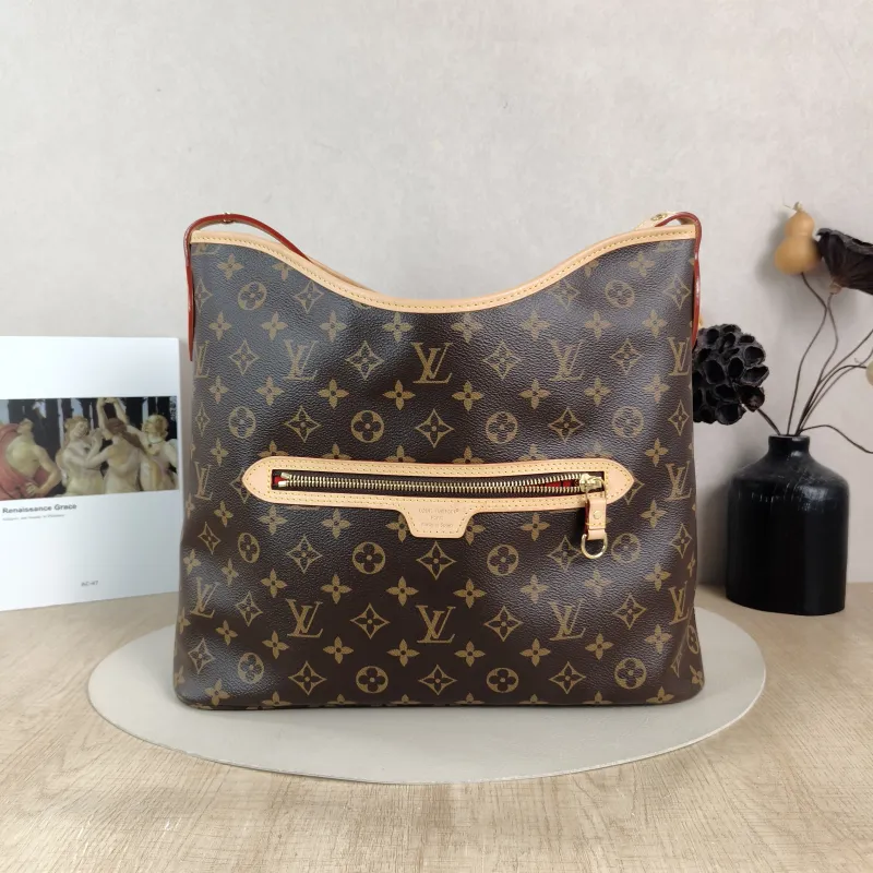 Louis Vuitton Shoulder Bag Lineup Monogram PVC One Size 34.5 × 13 × 26 cm