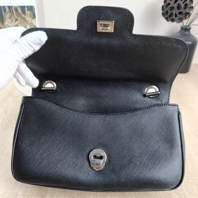 FERRAGAMO Shoulder Bag Shoulder Bag Black Calfskin One Size 24 × 6 × 14 cm — detail view 2 of 14