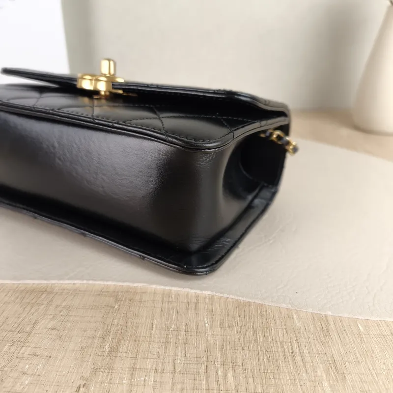 Chanel Crossbody Bag Black Calfskin Small 19 × 8 × 12 cm — detail view 9 of 12