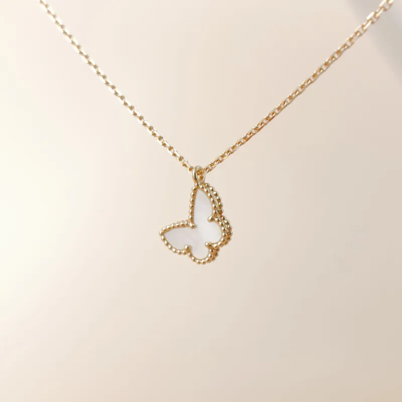 Van Cleef & Arpels Necklace Fauna Collection Butterflies Collection Pearl · White Mother-of-Pearl 18KY ellow Gold Sweet Mini 40cm — cover view 6 of 10