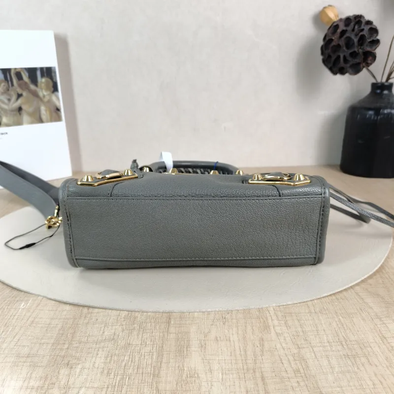 BALENCIAGA Crossbody Bag Classic City Grey Lambskin Mini 24 × 10 × 16 cm — cover view 3 of 6