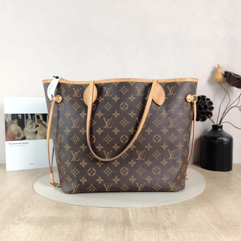Louis Vuitton Shoulder Bag Neverfull Monogram PVC Medium 31 × 14 × 28 cm
