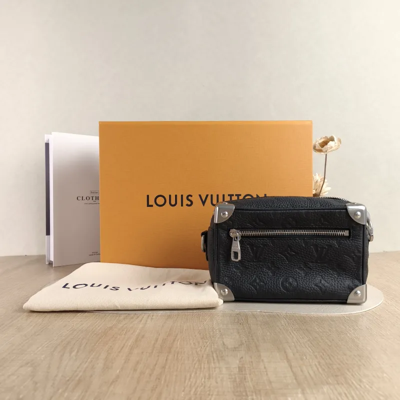 Louis Vuitton Crossbody Bag SOFT TRUNK Box Calfskin Mini 18.5 × 8 × 13 cm — cover view 2 of 6