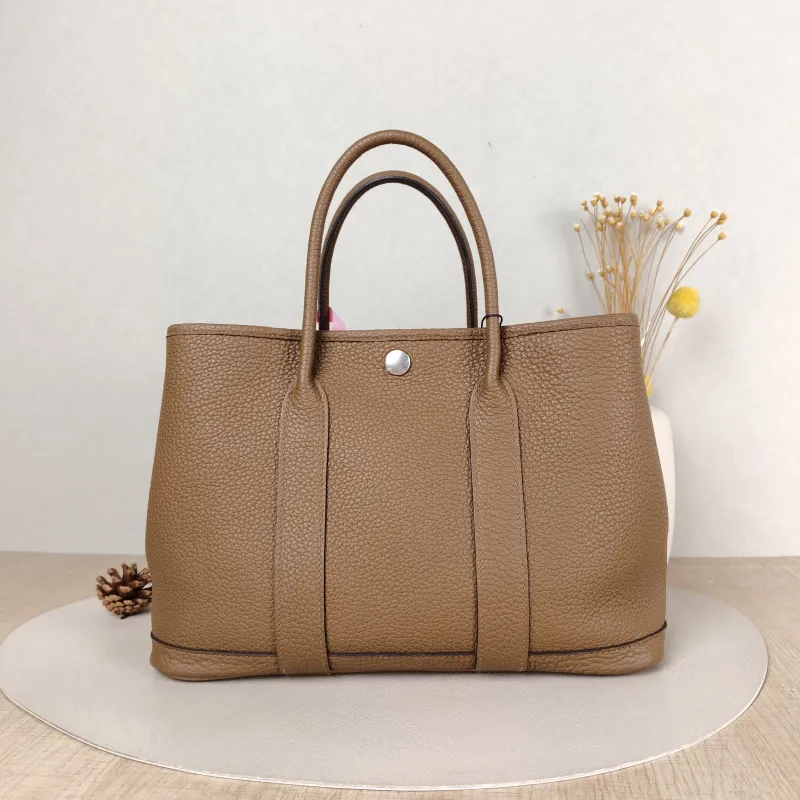 Hermès Top Handle Bag Garden Party 30 30 Negonda Calfskin Medium 30 × 13 × 21 cm B — cover view 2 of 5
