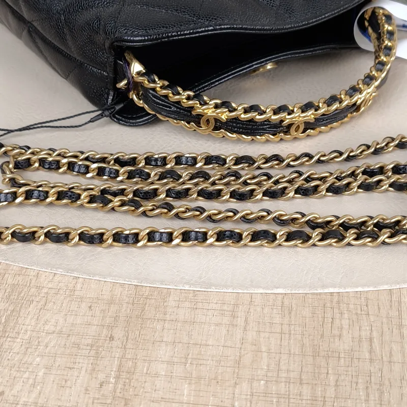 Chanel Crossbody Bag Woven Black Grained Calfskin One Size 18.5 × 7 × 14.5 cm — detail view 1 of 14