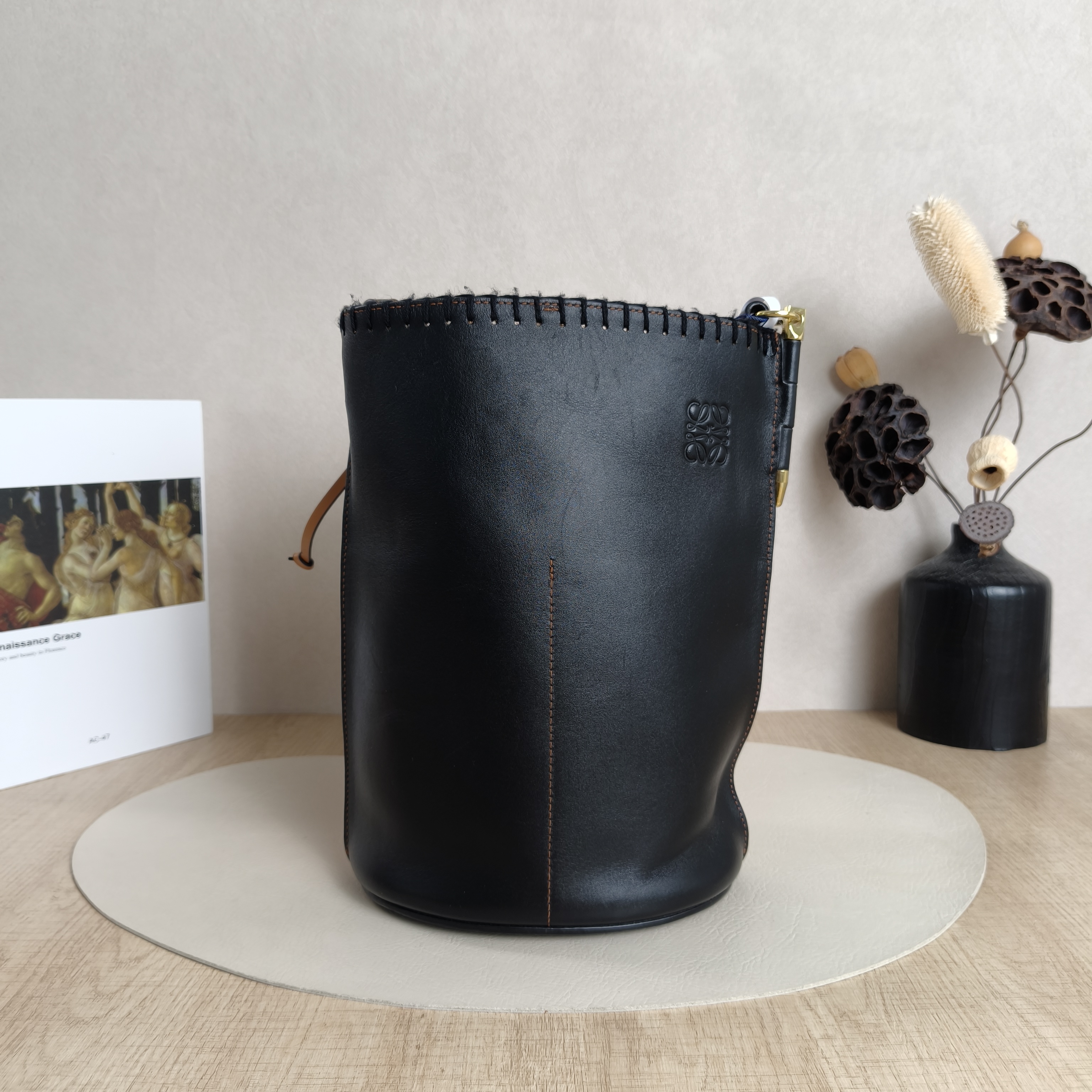 LOEWE Crossbody Bag Crossbody Bag Black Calfskin 19 × 14 × 26 cm