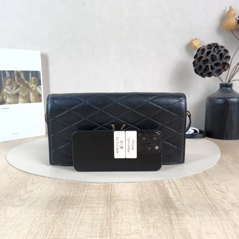 SAINT LAURENT Shoulder Bag Shoulder Crossbody Bag Black with Gold-Tone Hardware Lambskin One Size26 × 4 × 14 cm — cover view 4 of 5