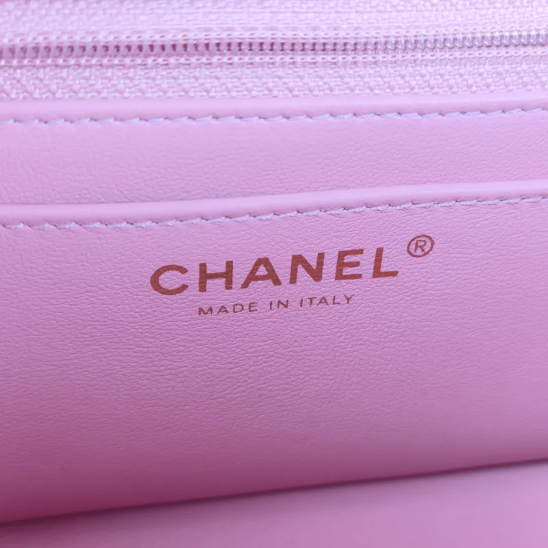Chanel Crossbody Bag mini Lambskin mini21 × 6 × 12 cm — detail view 12 of 15
