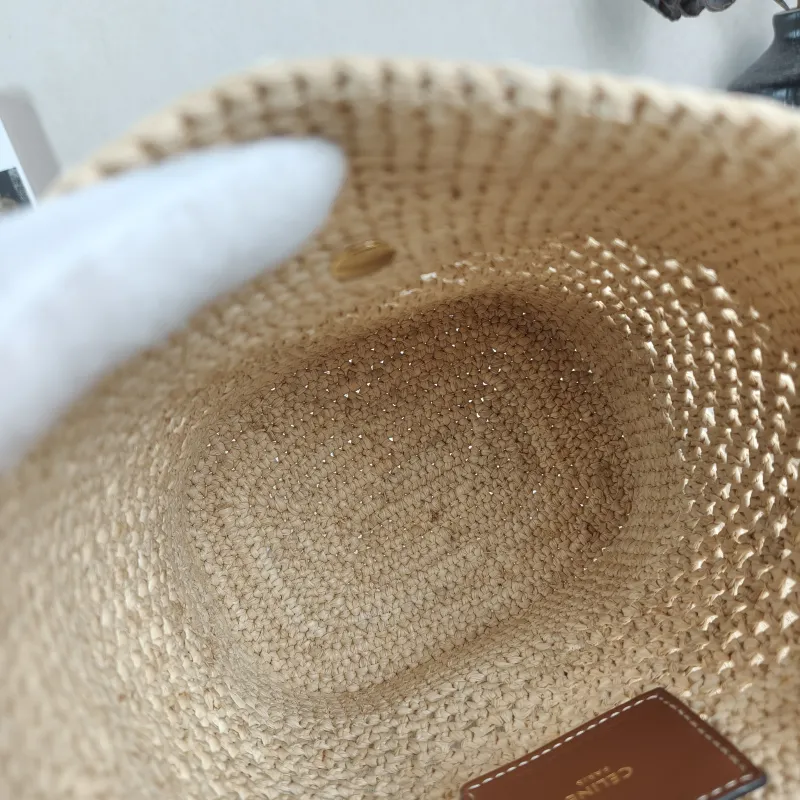 CELINE Crossbody Bag Louise Bucket Bag Small 16 × 12 × 19 cm — detail view 2 of 11