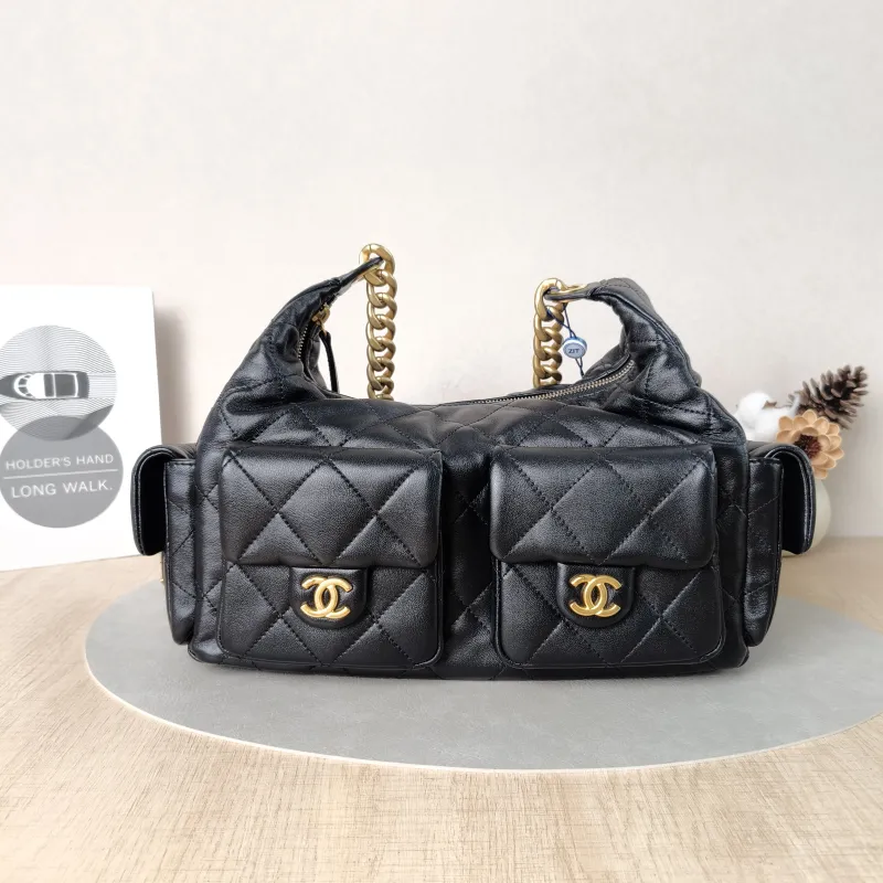 Chanel Shoulder Bag Hobo Shoulder Bag Black Lambskin Small31 × 15 × 22 cm