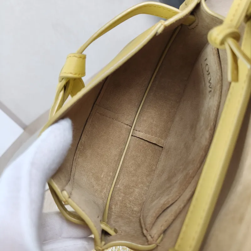 LOEWE Crossbody Bag Gate Dual Calfskin Mini 21 × 9.5 × 12.5 cm — detail view 6 of 12