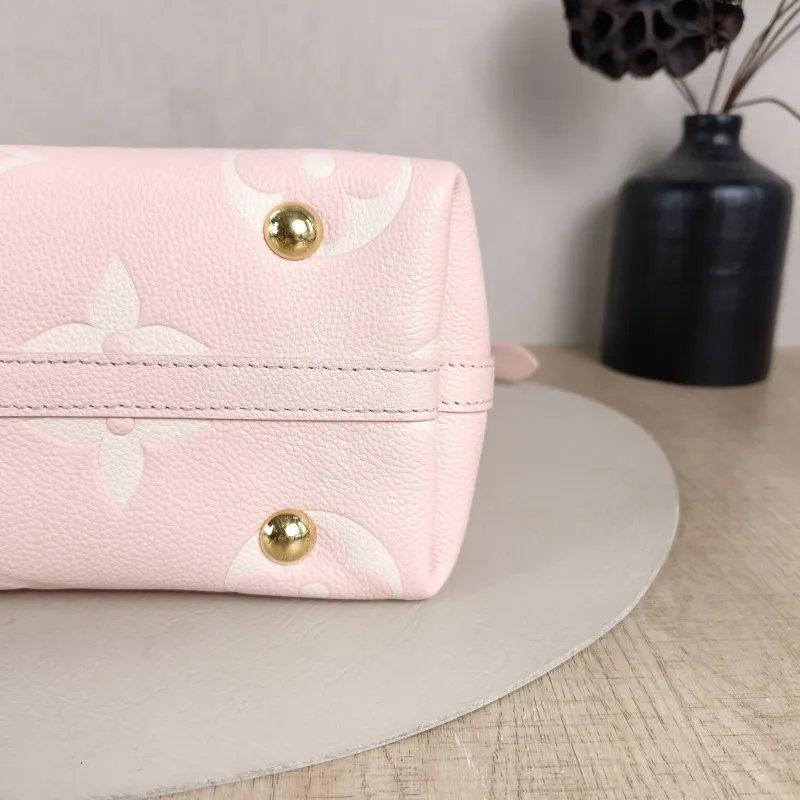 Louis Vuitton Crossbody Bag Carryall Calfskin Small29.5 × 12 × 24 cm — detail view 12 of 12