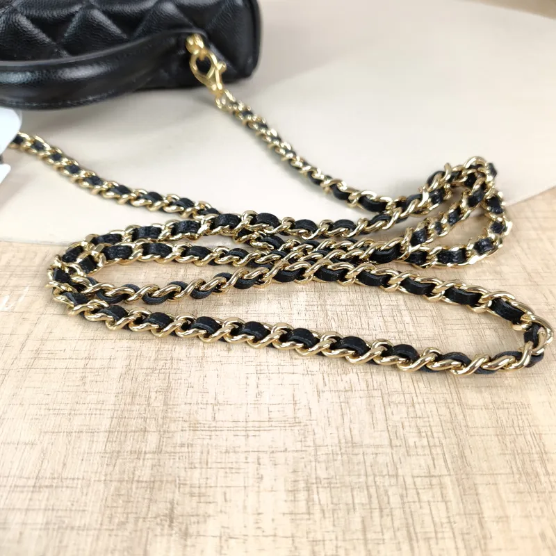 Chanel Crossbody Baglp Box Bag Top Handle Crossbody Bag Black Calfskin One Size19.5 × 5 × 17 cm — detail view 9 of 13