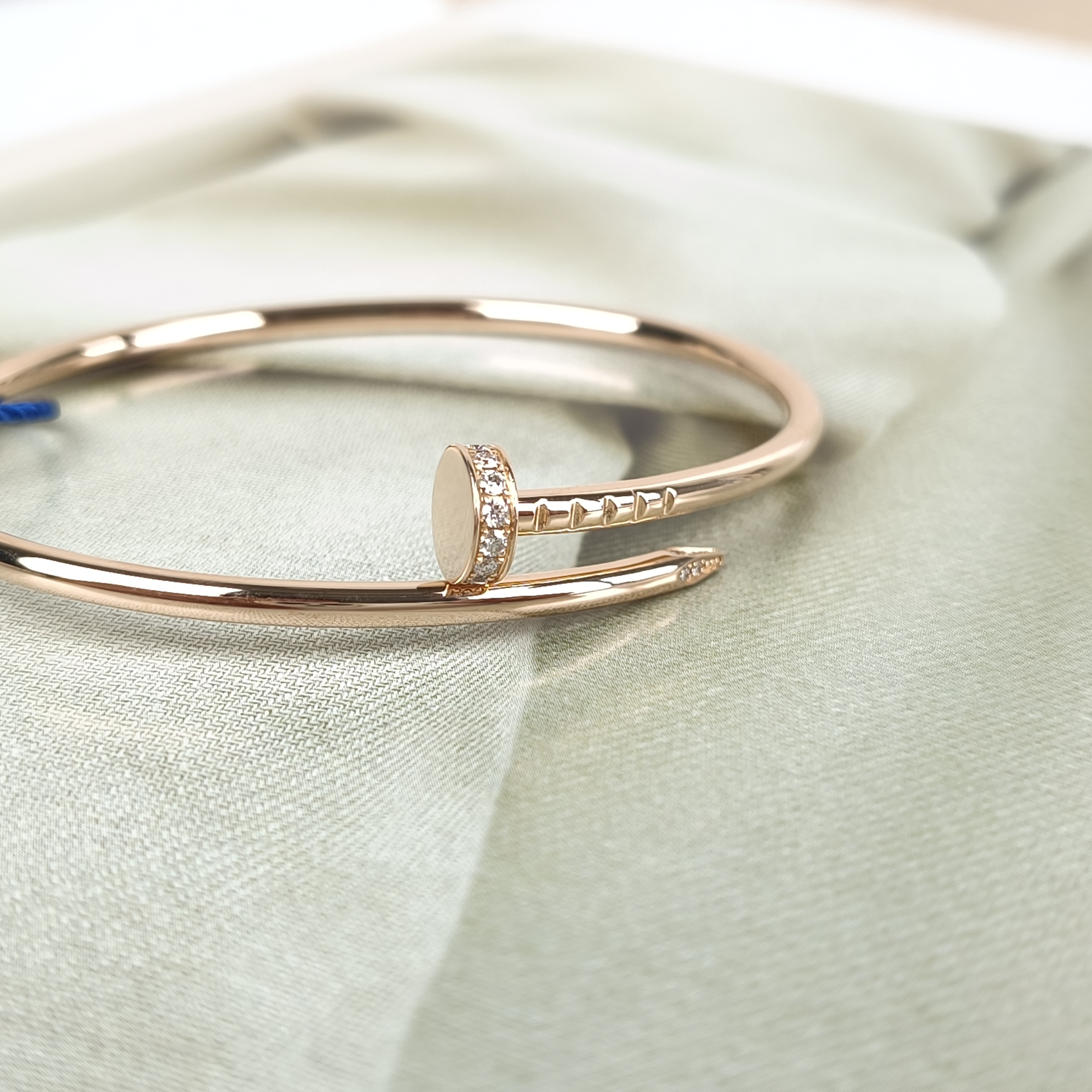 CARTIER Bangle Juste un Clou Bangle Gold18k One Size 2.5 One Size16 — cover view 3 of 11