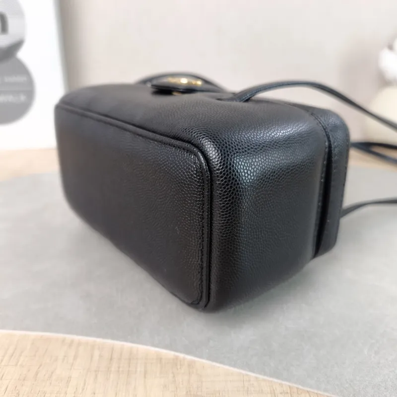 Chanel Shoulder Bag 26s preppy Shoulder Bag Black Grained Calfskin 17 × 8 × 9.5 cm — detail view 4 of 11