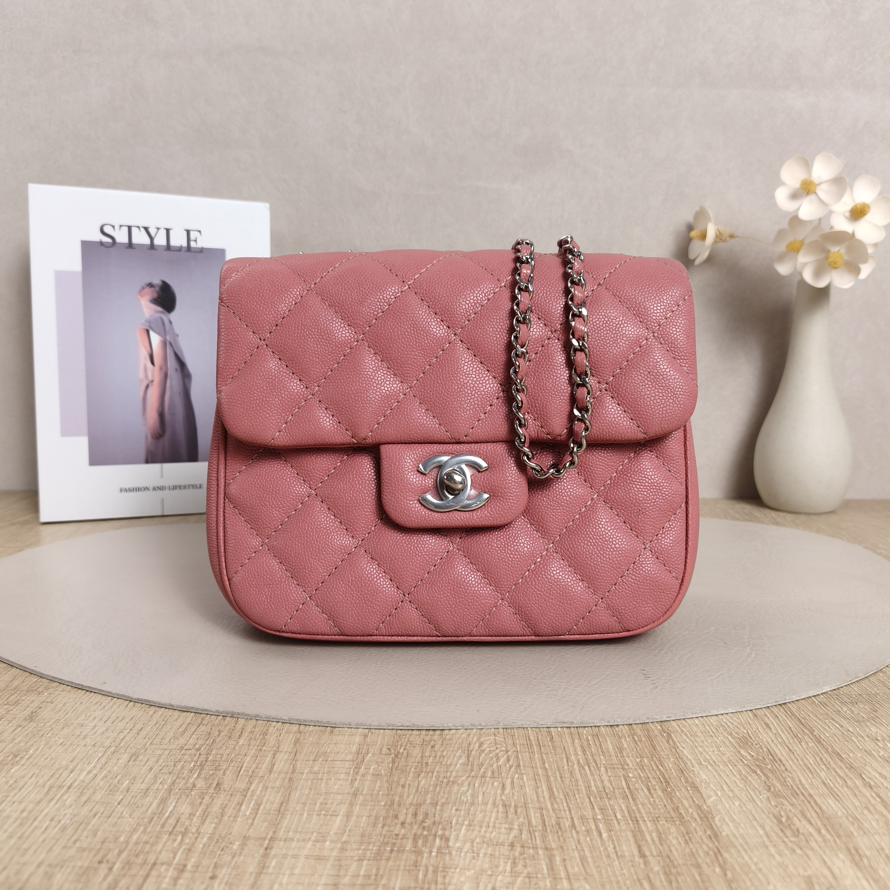 Chanel Crossbody Bagcf Collection Crossbody Bag Pink Grained Calfskin One Size20 × 6 × 16 cm