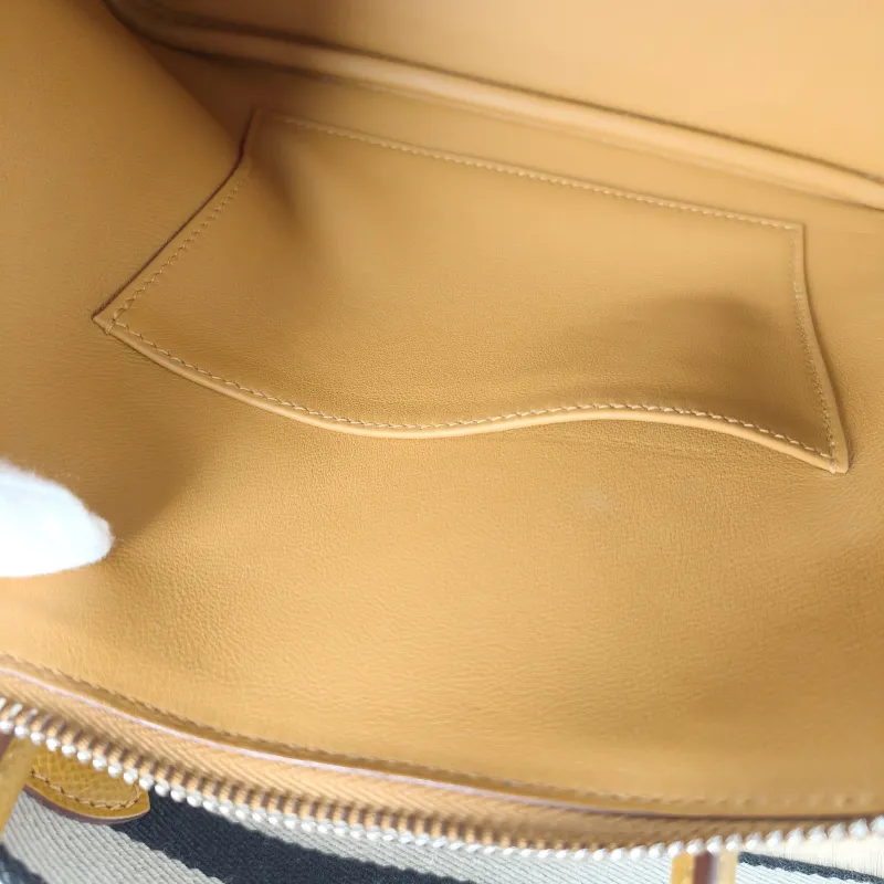 Hermès Crossbody Bag Bolide 1923 Top Handle Bag Epsom Calfskin Small25 × 10.5 × 20 cm — detail view 7 of 13