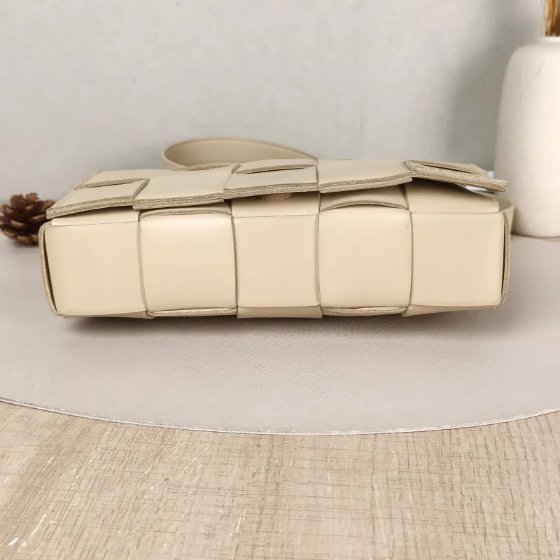 Bottega Veneta Crossbody Bag Cassette Woven Beige Lambskin Medium 23 × 5 × 15 cm — cover view 2 of 5