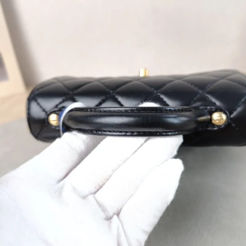 Chanel Crossbody Bag 25p Top Handle Crossbody Bag Black Lambskin Small 22 × 6 × 11.5 cm — detail view 10 of 14