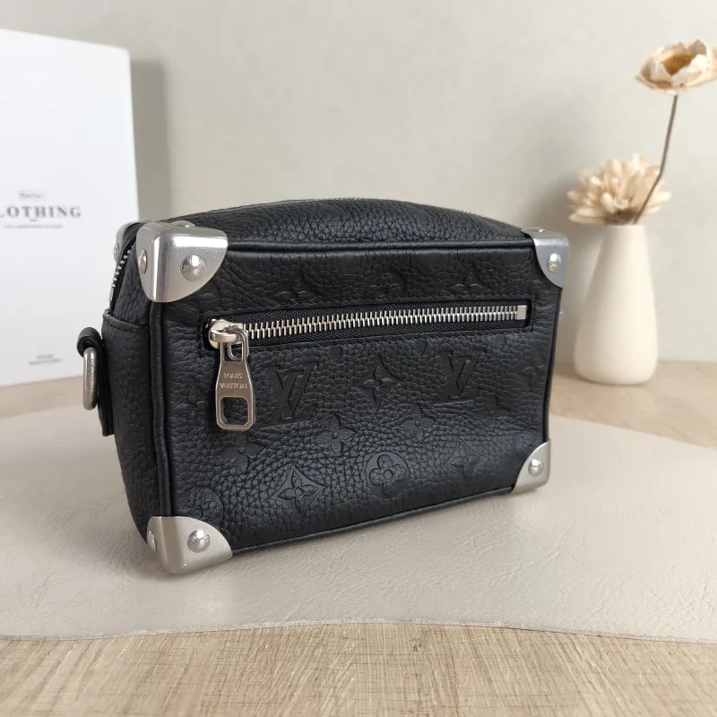 Louis Vuitton Crossbody Bag SOFT TRUNK Box Calfskin Mini 18.5 × 8 × 13 cm — cover view 5 of 6