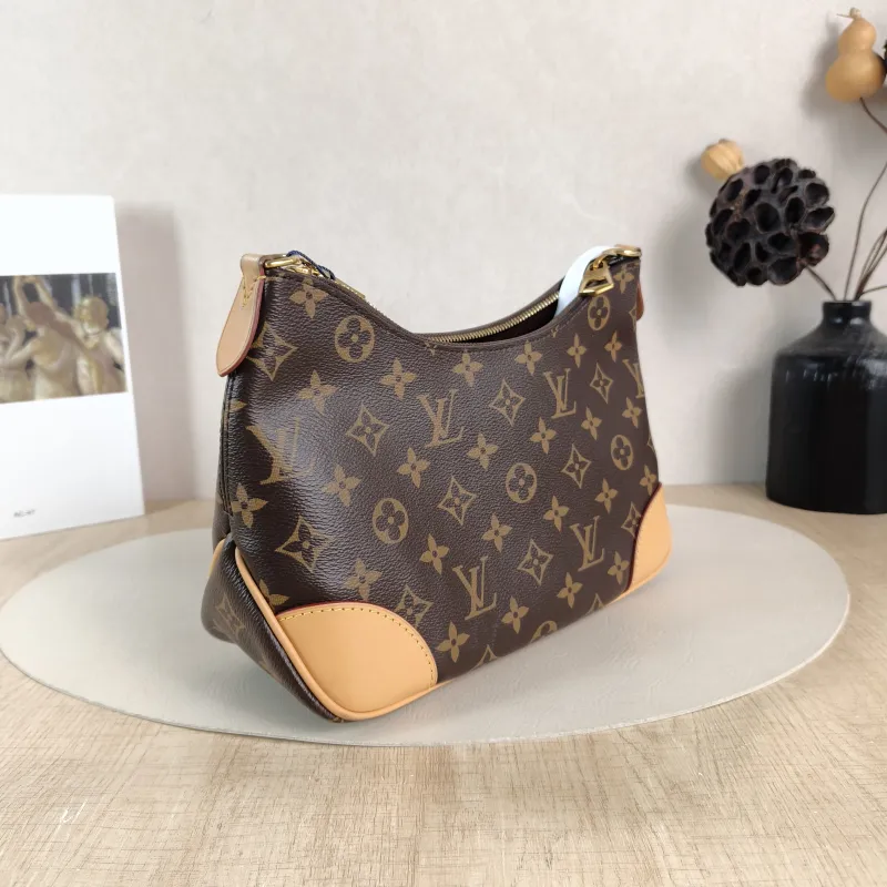 Louis Vuitton Crossbody Bag Boulogne PVC Small 26 × 9.5 × 16 cm — cover view 5 of 6