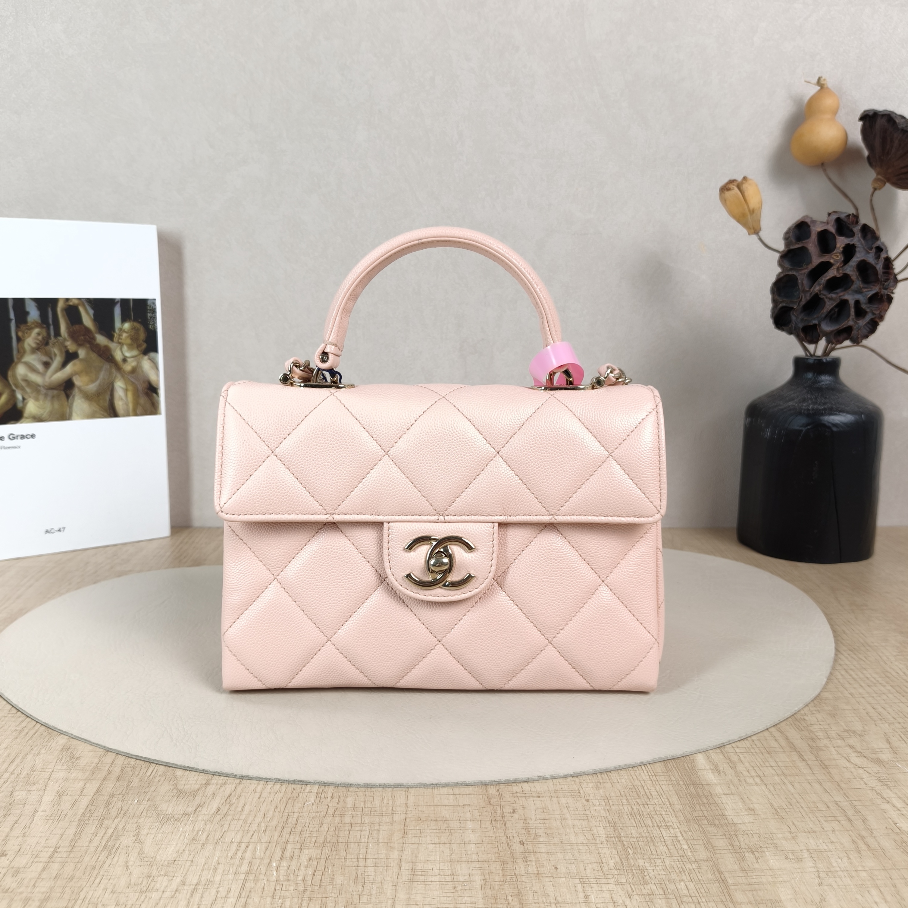 Chanel Crossbody Bag Box Pink Grained Calfskin One Size22 × 10 × 15 cm