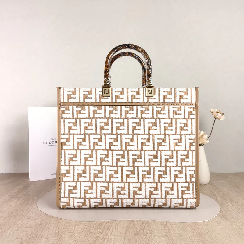 FENDI Top Handle Bag Sunshine Shopping Tote Medium 35 × 17 × 31 cm — cover view 2 of 5
