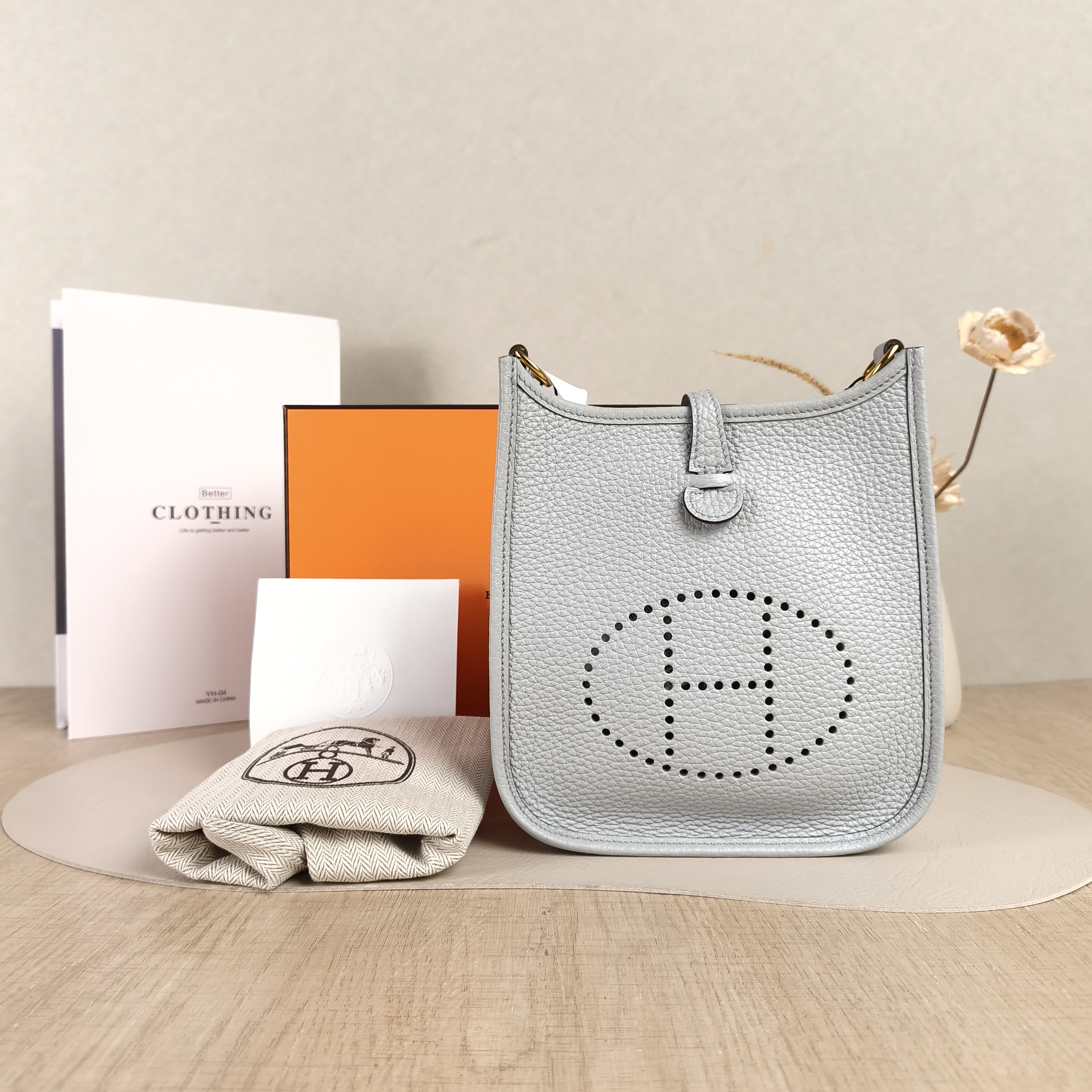Hermès Crossbody Bag Evelyne Mini 16 Mini 1608 Taurillon Clemence TC Calfskinmini17 × 5.5 × 18 cm — cover view 5 of 6