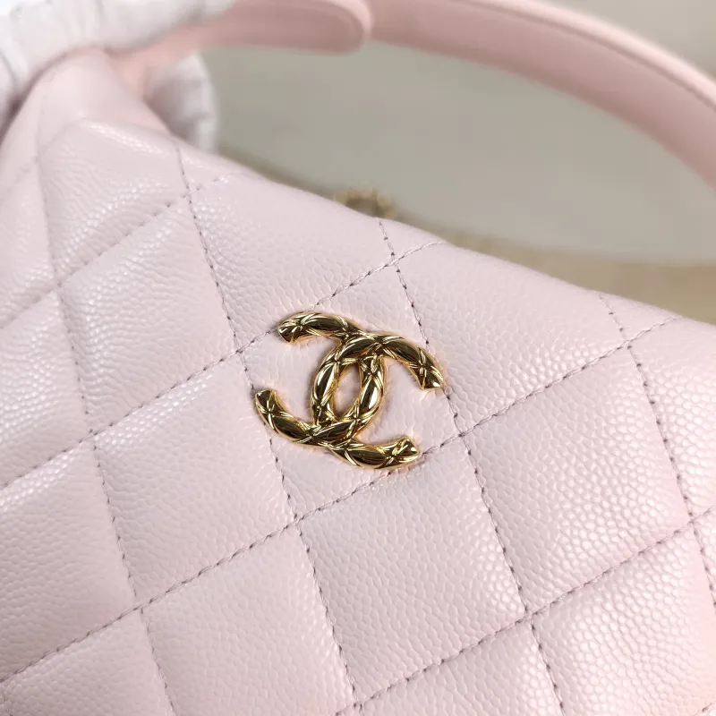Chanel Crossbody Bag Crossbody Bag Pink Grained Calfskin One Size 16 × 6.5 × 12.5 cm — detail view 1 of 11