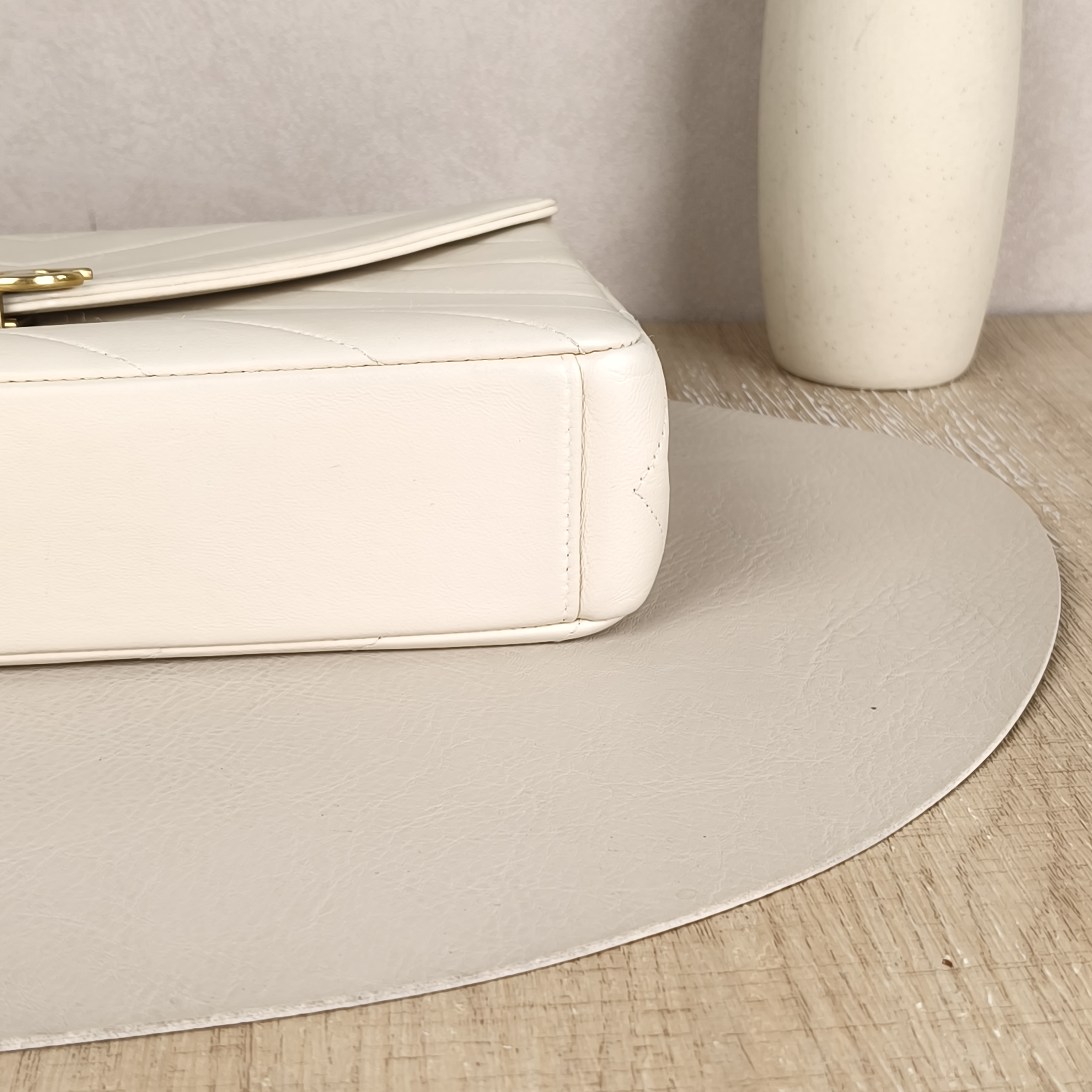 Chanel Crossbody Bagcf Collection Crossbody Bag Calfskin One Size27 × 6 × 17.5 cm — cover view 6 of 9