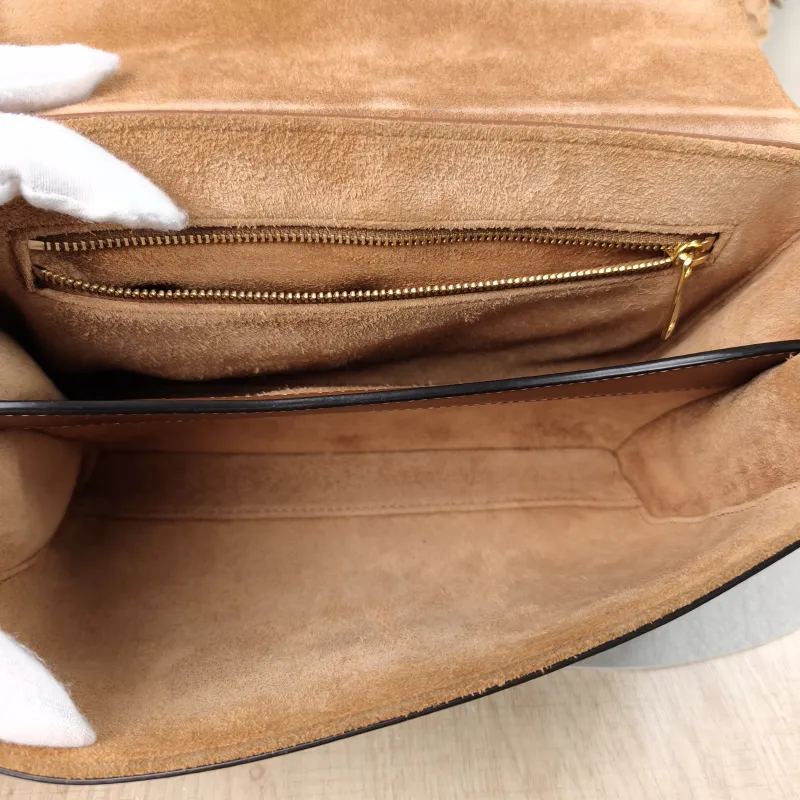 CELINE Shoulder Bag Soft 16Shoulder Bag Caramel Calfskin Small 23 × 9 × 15 cm — detail view 4 of 14