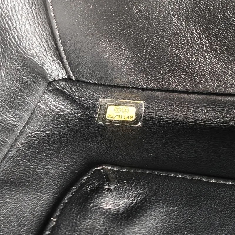Chanel Shoulder Bag Tote Bag Black Calfskin One Size35 × 13 × 25.5 cm — detail view 12 of 13