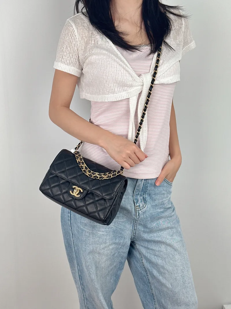 Chanel Crossbody Bag25p Black Grained Calfskin Small22 × 6.5 × 14 cm — on-model view 3 of 3