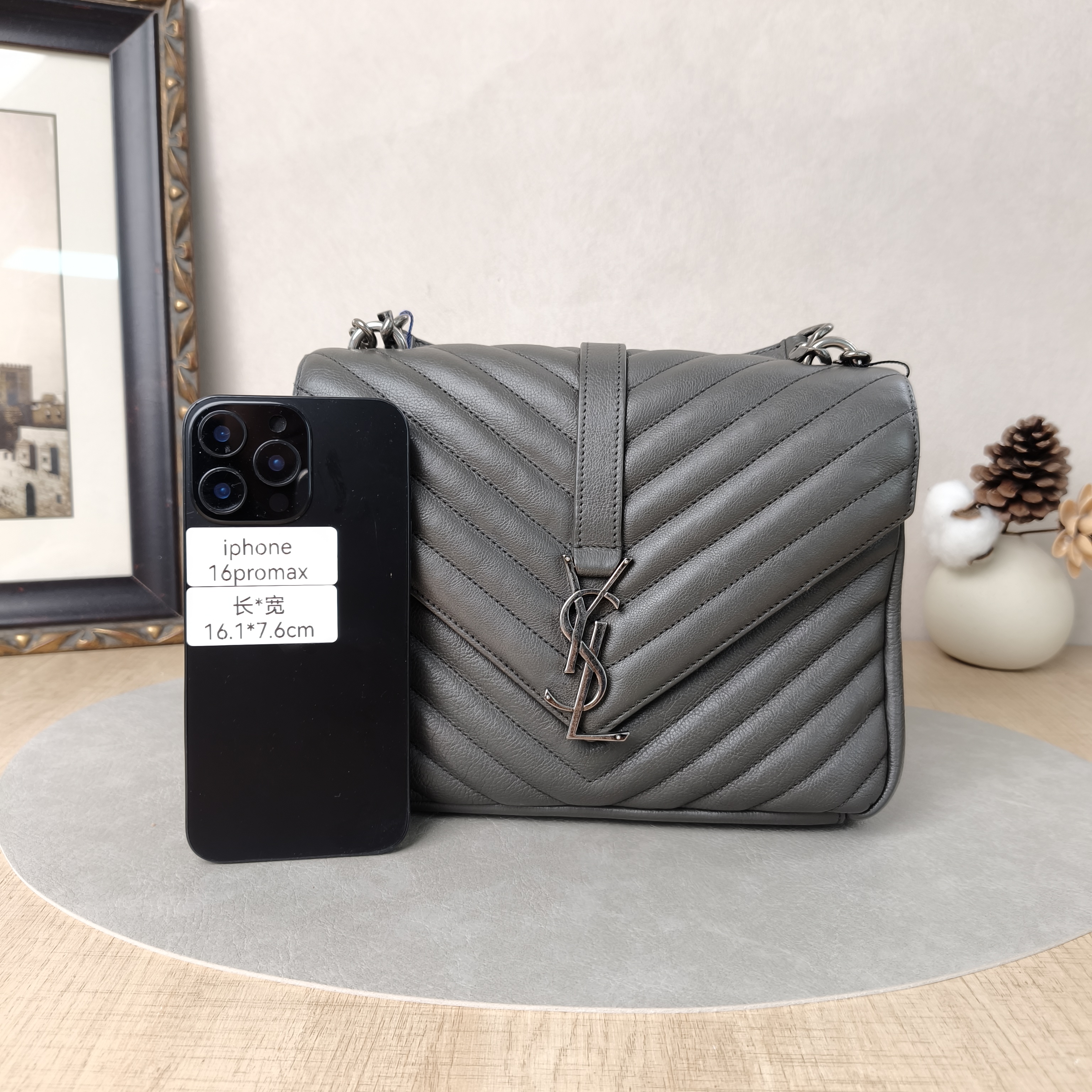 SAINT LAURENT Shoulder Bag COLLEGE Grey Calfskin24 × 6.5 × 17 cm — cover view 4 of 5