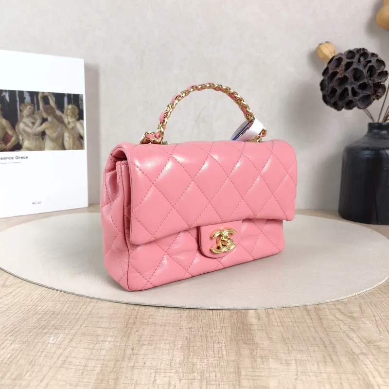 Chanel Crossbody Bag Pink Lambskin One Size 20 × 5 × 13 cm — cover view 4 of 5