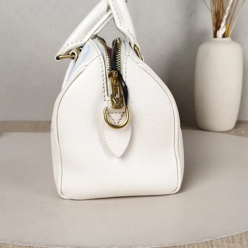 Louis Vuitton Crossbody Bag Speedy20 White · Blue Empreinte Embossed Calfskin Small 20.5 × 12 × 13.5 cm — detail view 8 of 11