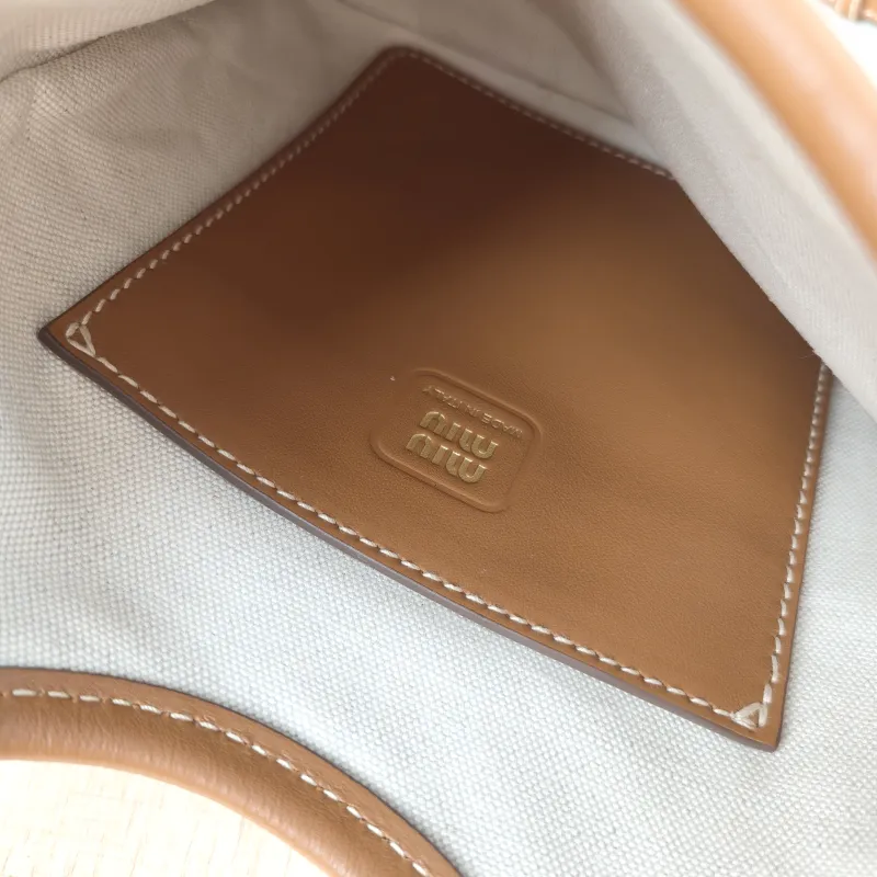 Miumiu Shoulder Bag IVY Tote Shopping Tote CC alfskin Mini 20*24 — detail view 7 of 10
