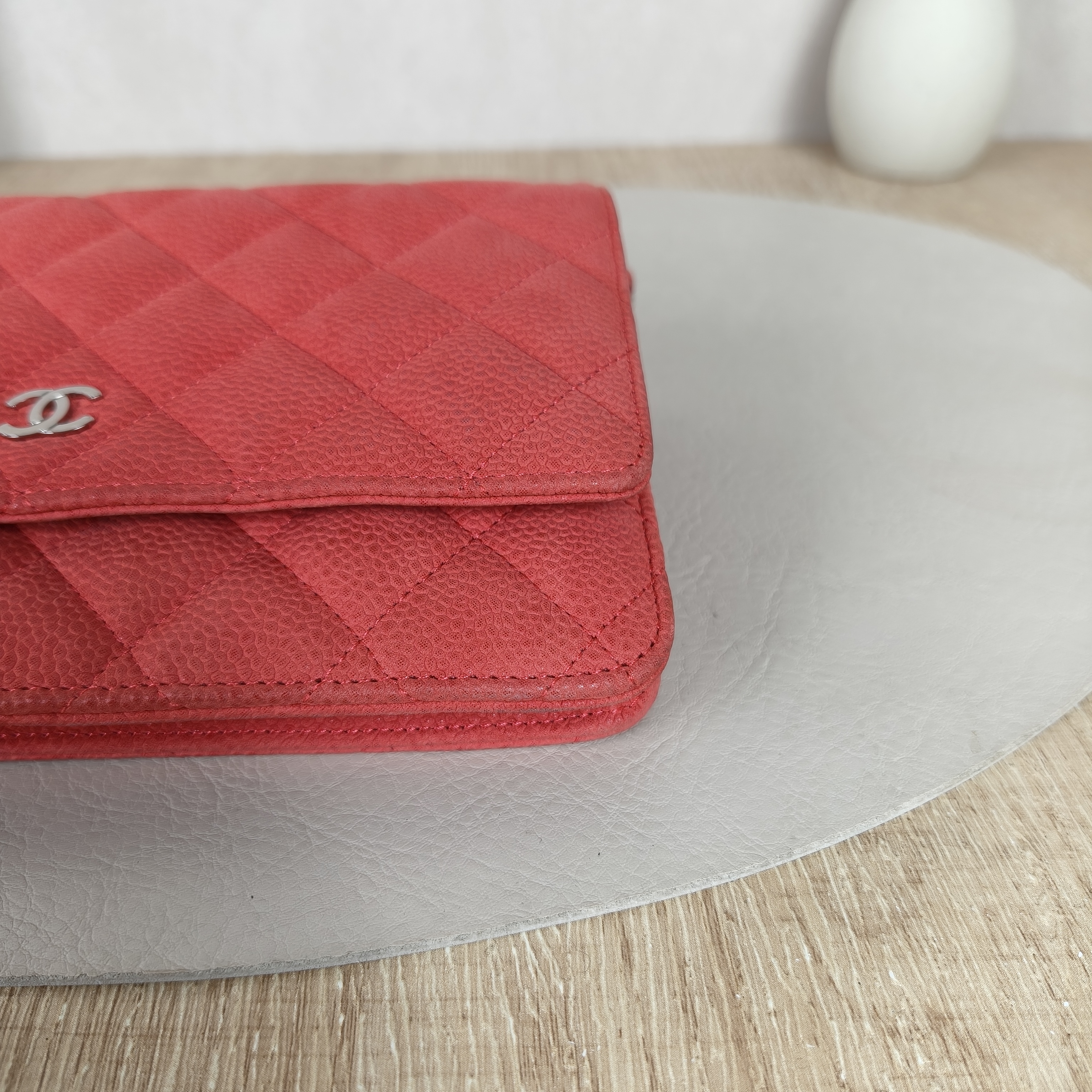 Chanel cfwoc WOC Bag Red Calfskin18 · Box Authenticity Card · 19.2 × 3.5 × 12.3 cm — cover view 9 of 10