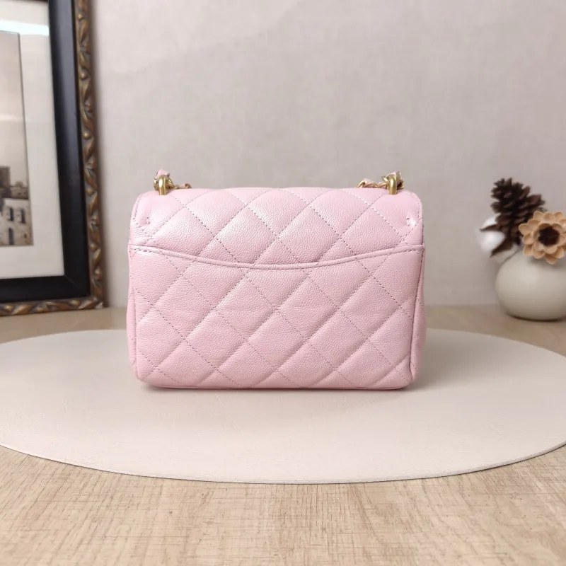 Chanel Crossbody Bag Edition mini Pink Grained Calfskin mini20 × 6 × 12 cm — cover view 10 of 12