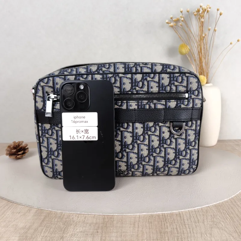 DIOR Crossbody Bag Safari Messenger Bag Beige · Black Large 26.5 × 7.5 × 17.5 cm — cover view 5 of 5