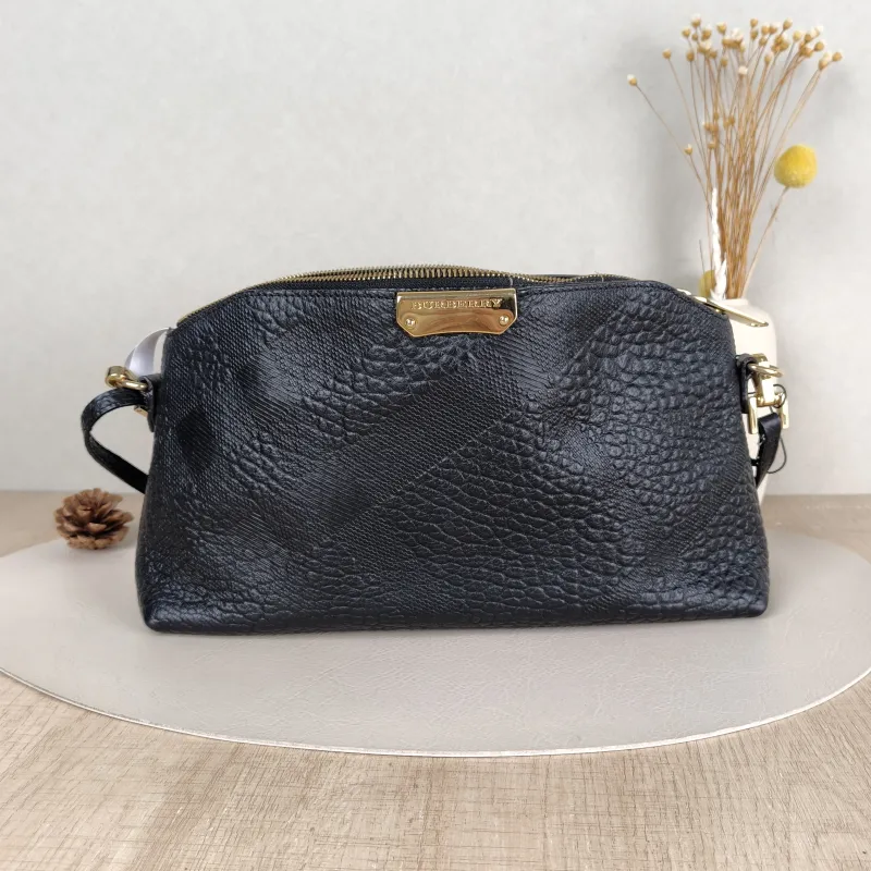 BURBERRY Crossbody Bag Crossbody Bag Black Calfskin One Size29.5 × 8.5 × 17 cm