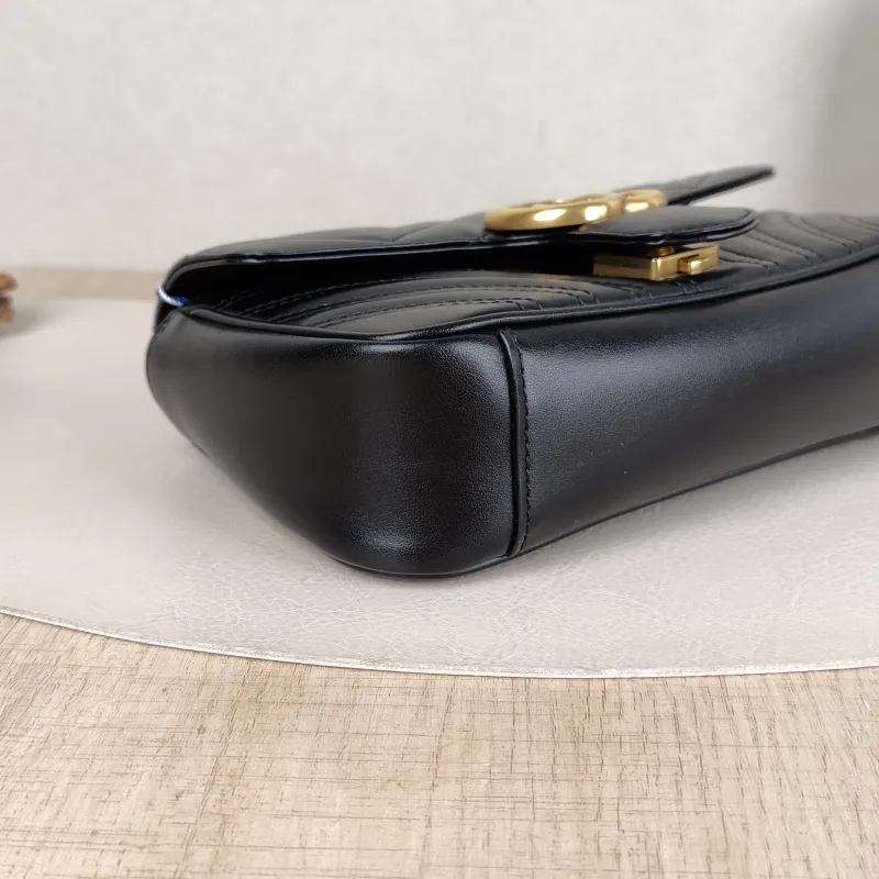 GUCCI Crossbody Bag GG Marmont Small Marmont 22Black CC alfskin Small22 × 6 × 13 cm — detail view 3 of 14