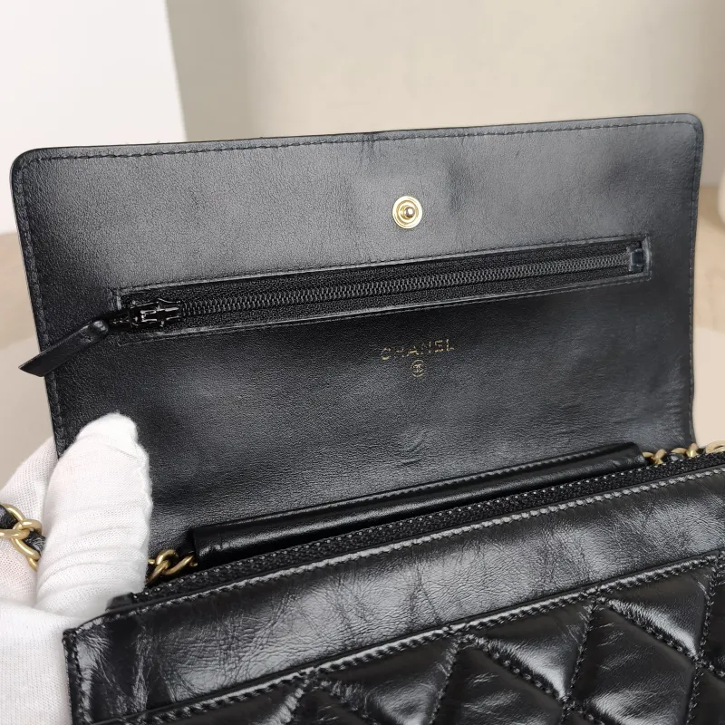 Chanel Crossbody Bag2.55 woc Black Edition Calfskin One Size19.2 × 3.5 × 12.3 cm — detail view 5 of 17