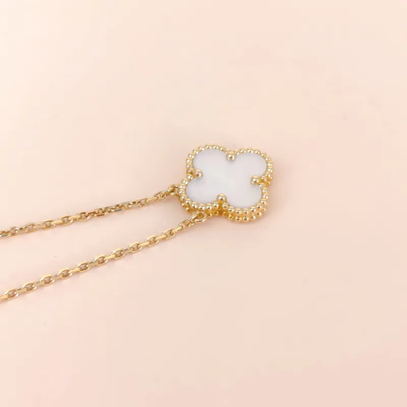 Van Cleef & Arpels Necklace Alhambra Alhambra Collection Necklace White Mother-of-Pearl Pearl · White Mother-of-Pearl 18KY ellow Gold Vintage Small… — cover view 7 of 8