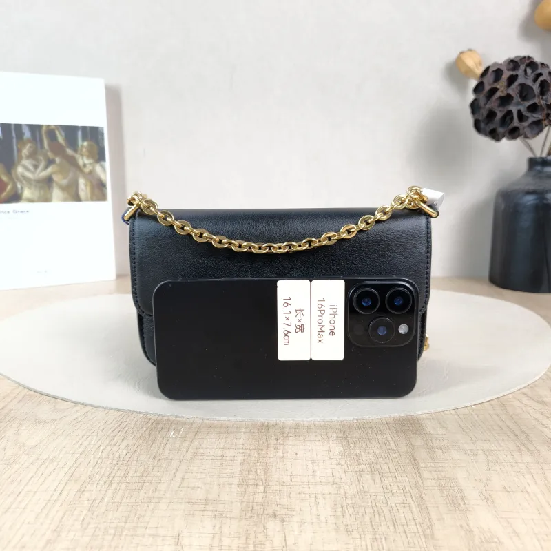 Louis Vuitton Crossbody Bag WALLET ON CHAIN LV BLOOM Chain Bagwoc Black Calfskinmini20 × 4 × 11.5 cm — cover view 2 of 5