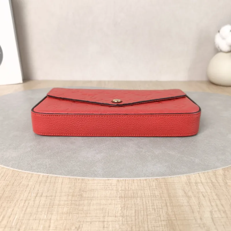 Louis Vuitton Crossbody Bag Pochette Félicie Red Calfskin Small21 × 3 × 12 cm — cover view 3 of 5