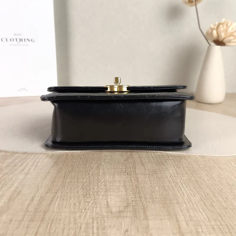 Chanel Crossbody Bag Black Calfskin Small 19 × 8 × 12 cm — cover view 2 of 5