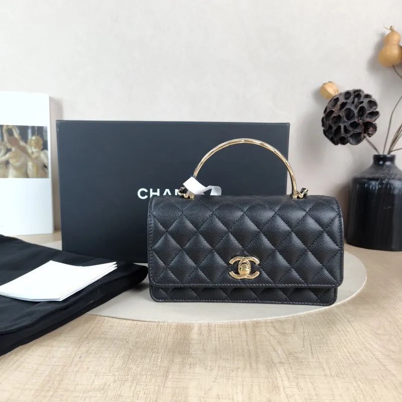 Chanel Crossbody Bag coco crush woc Black Grained Calfskin One Size 19.2 × 6 × 11 cm — cover view 3 of 6
