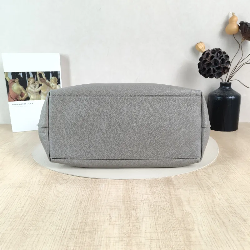 GUCCI Shoulder Bag Tote Bag Grey Calfskin One Size 33 × 14 × 25 cm — cover view 4 of 6